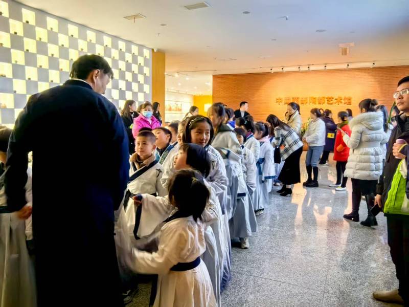 文化赋能：黔西南魔创文旅挖掘城市文化资源的实践探索